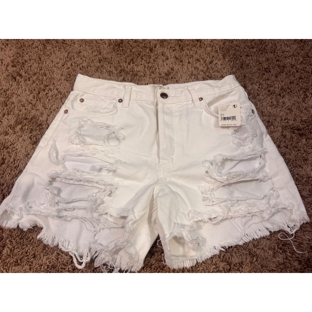 We The Free Distressed White Denim Shorts Size 27 NWT